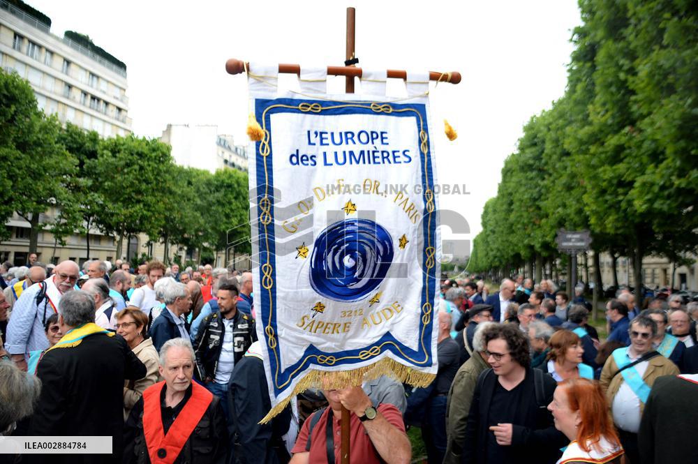 Freemasons Protest Against The Far Right - Paris