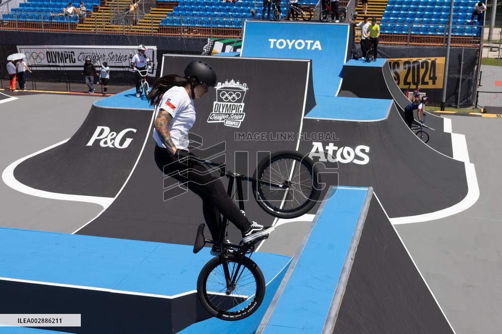 (SP)HUNGARY-BUDAPEST-OLYMPIC QUALIFIER SERIES BUDAPEST-PREPARATION