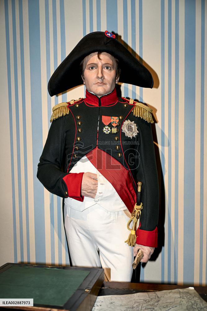 Wax Statues At Musee Grevin - Paris