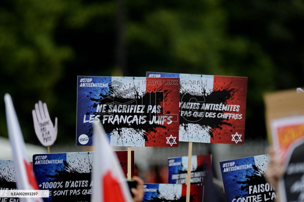 Rally Against Anti-Semitism And Racism - Paris