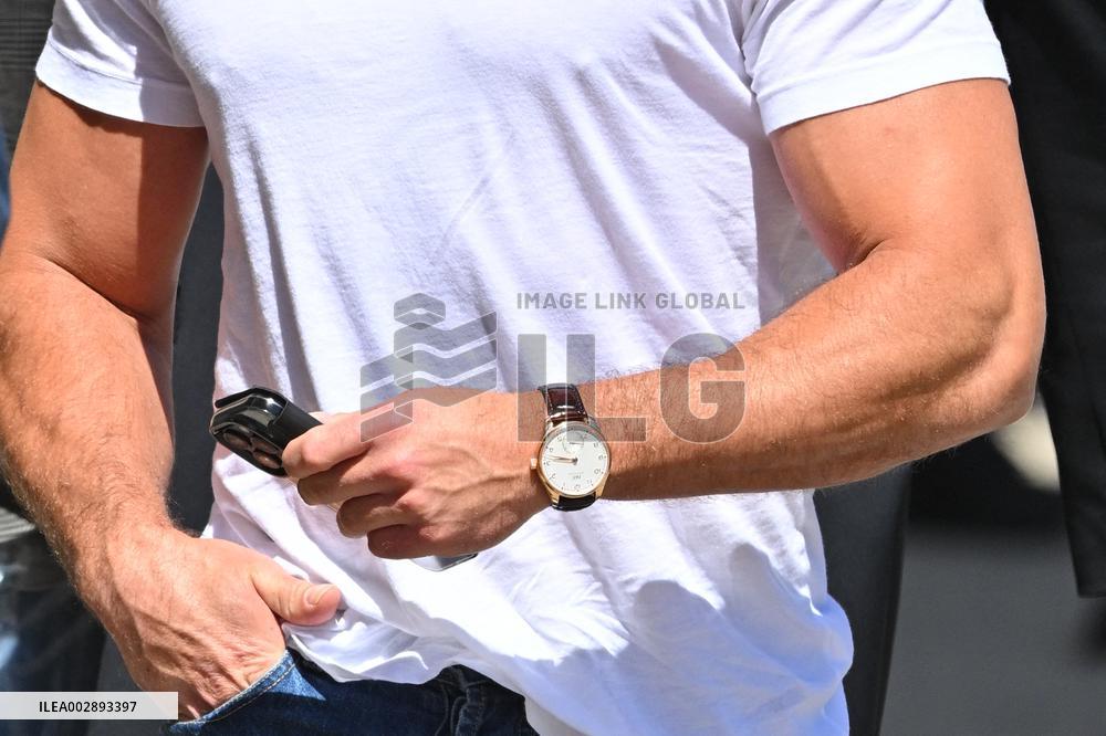 Zac Efron At Jimmy Kimmel - LA