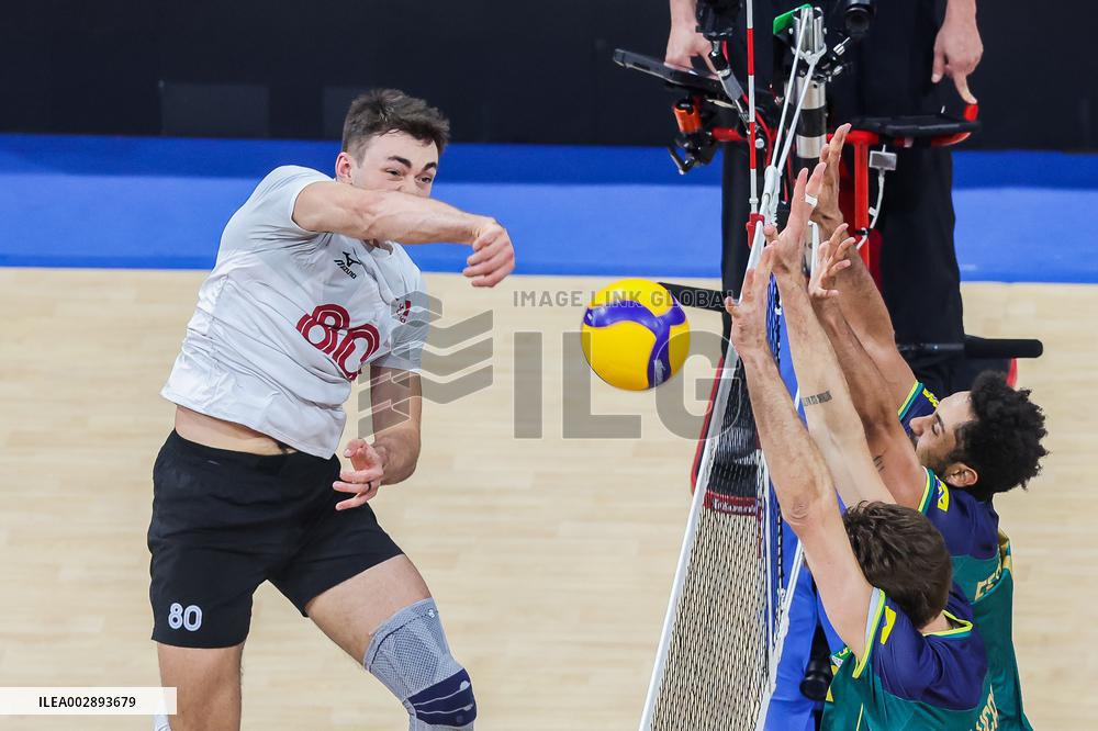 (SP)THE PHILIPPINES-PASAY CITY-VOLLEYBALL-NATIONS LEAGUE-MEN-CANADA VS BRAZIL