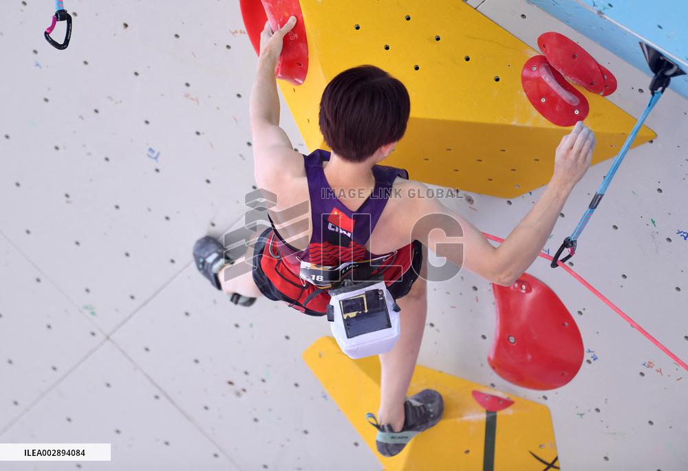 (SP)HUNGARY-BUDAPEST-OLYMPIC QUALIFIER SERIES BUDAPEST-SPORT CLIMBING-WOMEN'S BOULDER & LEAD-LEAD QUALIFICATION