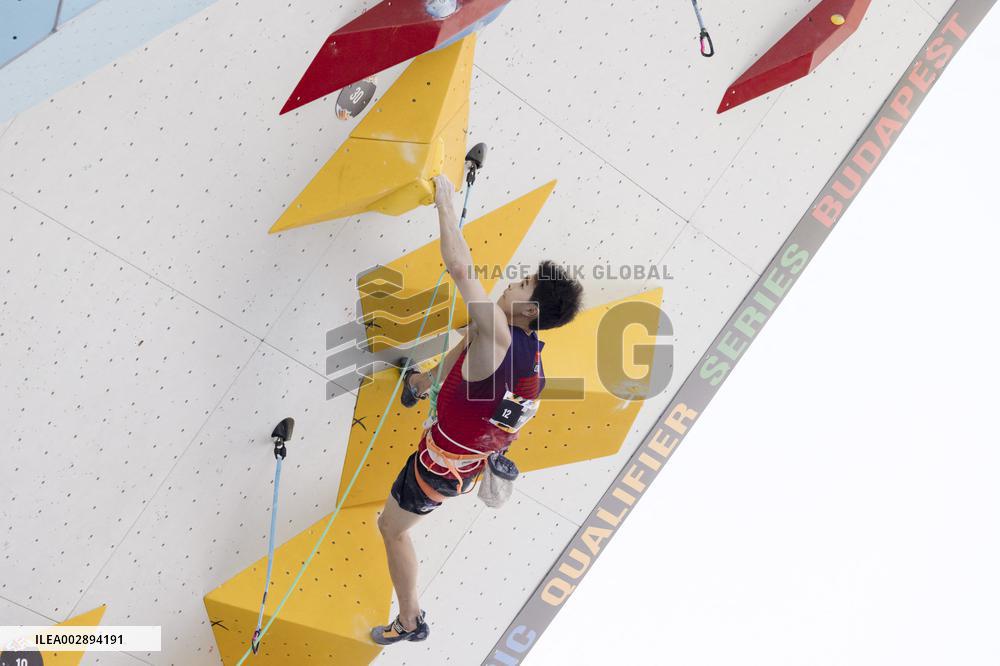 (SP)HUNGARY-BUDAPEST-OLYMPIC QUALIFIER SERIES BUDAPEST-SPORT CLIMBING-MEN'S BOULDER & LEAD-LEAD QUALIFICATION