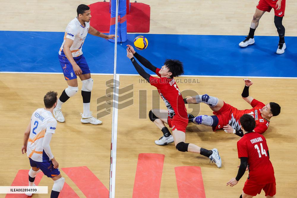 (SP)PHILIPPINES-PASAY CITY-VOLLEYBALL-NATIONS LEAGUE-MEN-JAPAN VS THE NETHERLANDS
