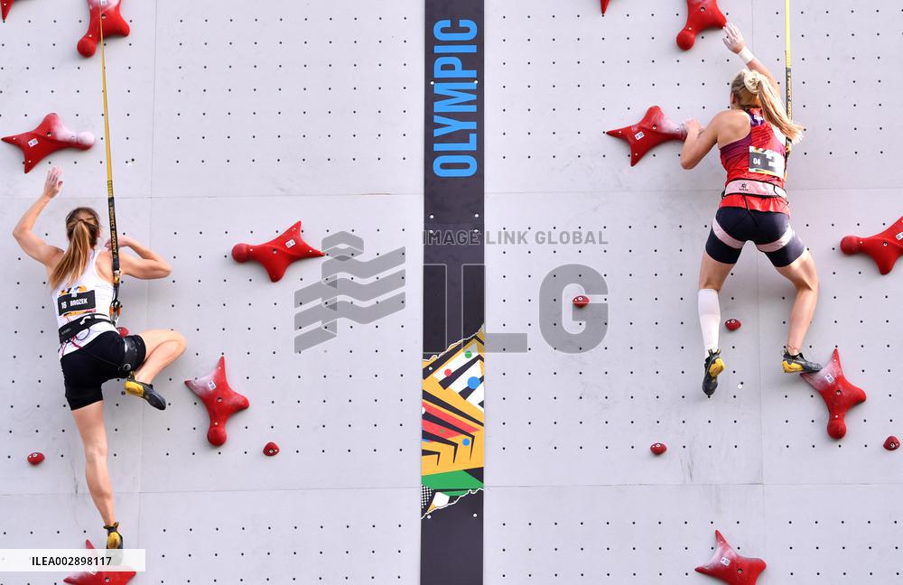 (SP)HUNGARY-BUDAPEST-OLYMPIC QUALIFIER SERIES-SPORT CLIMBING-WOMEN'S SPEED-QUALIFICATION