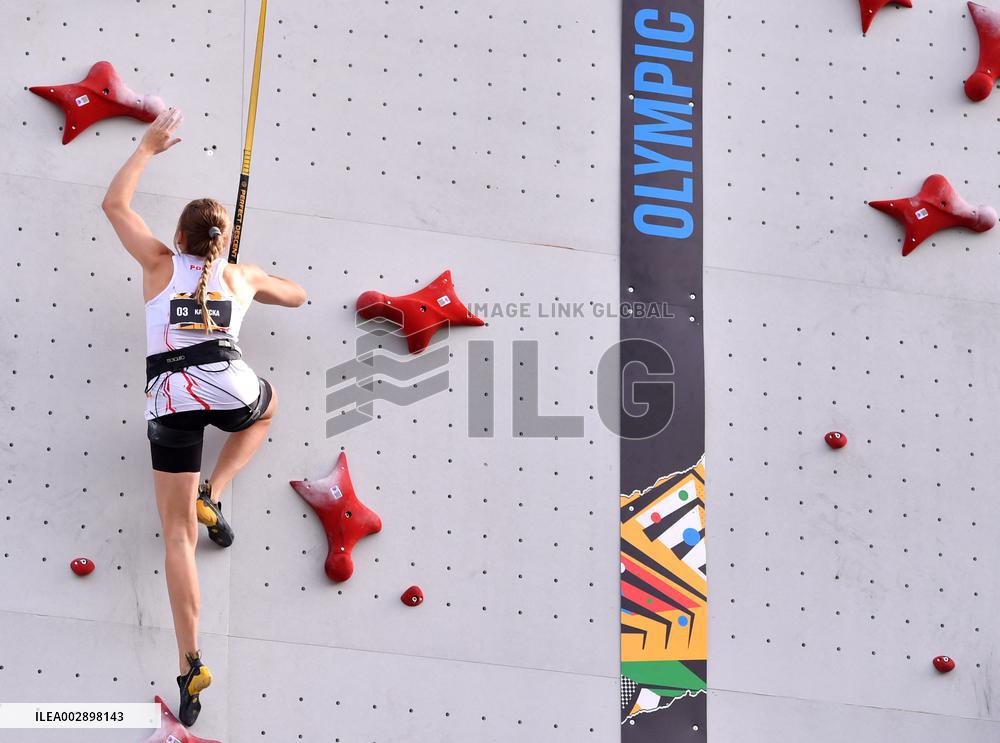 (SP)HUNGARY-BUDAPEST-OLYMPIC QUALIFIER SERIES-SPORT CLIMBING-WOMEN'S SPEED-QUALIFICATION