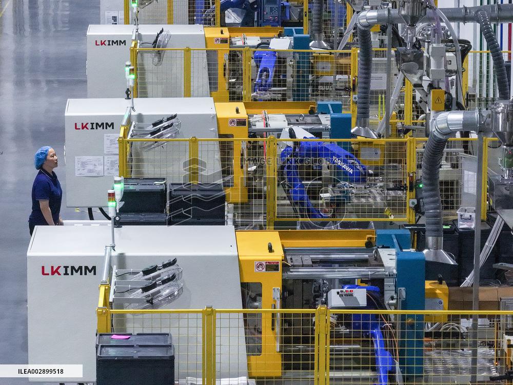 CHINA-JIANGSU-YANGZHOU-HANGJI-TOOTHBRUSH-PRODUCTION (CN)