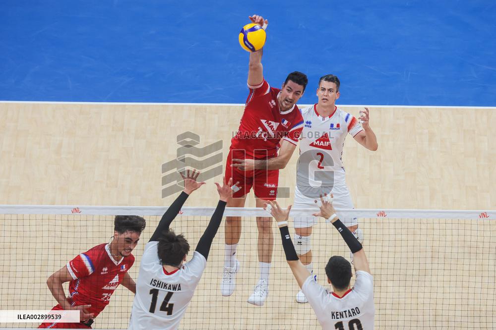 (SP)THE PHILIPPINES-PASAY CITY-VOLLEYBALL-NATIONS LEAGUE-MEN-JAPAN VS FRANCE