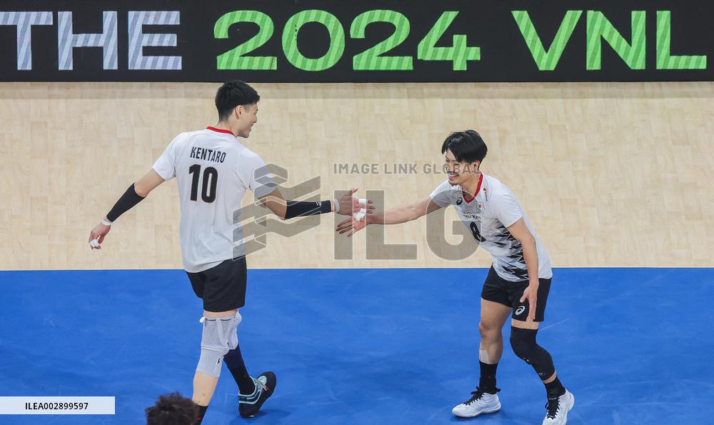 (SP)THE PHILIPPINES-PASAY CITY-VOLLEYBALL-NATIONS LEAGUE-MEN-JAPAN VS FRANCE