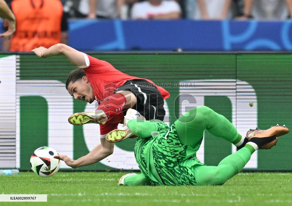 Euro 2024 - Poland and Austria