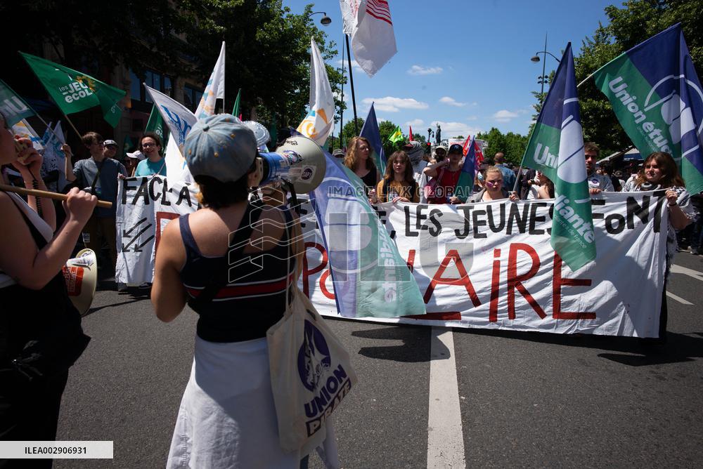Feminist Alerts To Block The Extreme Right - Paris