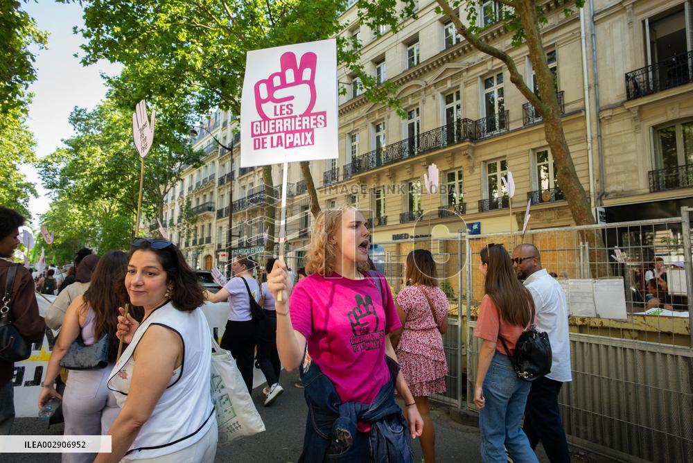 Feminist Alerts To Block The Extreme Right - Paris