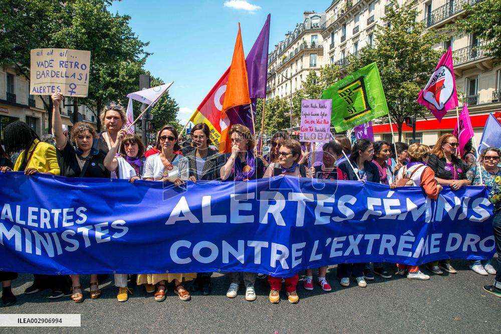 Feminist Alerts To Block The Extreme Right - Paris