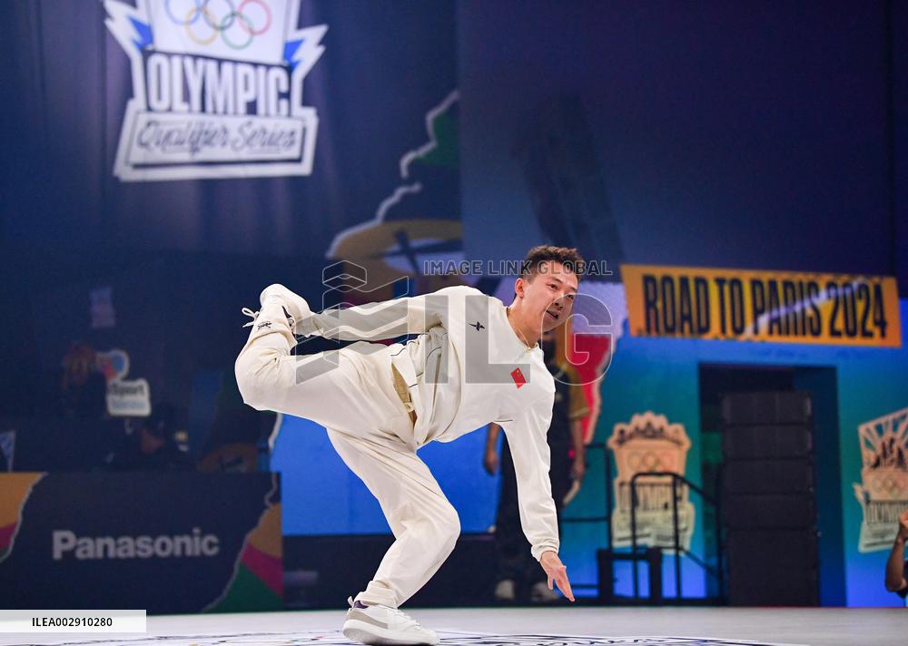 (SP)HUNGARY-BUDAPEST-OLYMPIC QUALIFIER SERIES BUDAPEST-BREAKING-B-BOYS