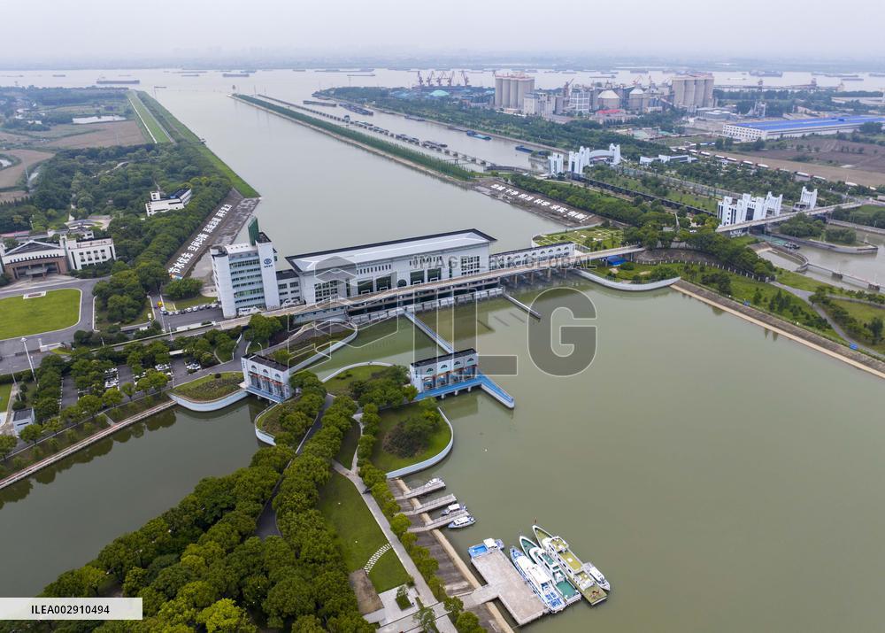 Gaogang Hub of the Yangtze River Diversion Project
