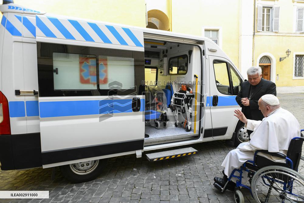 Pope Francis Blesses An Ambulance - Vatican