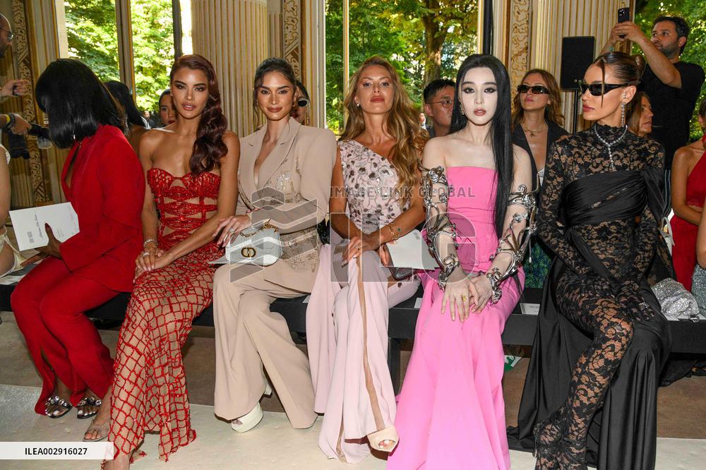 PFW - Tony Ward Front Row
