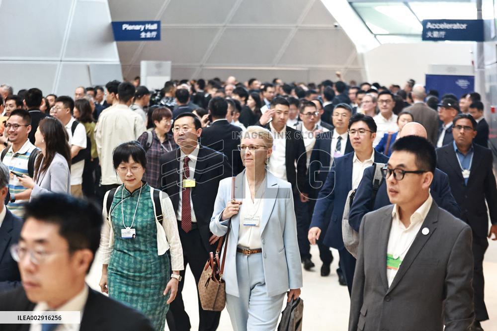 (FOCUS)CHINA-LIAONING-DALIAN-SUMMER DAVOS-OPEN (CN)