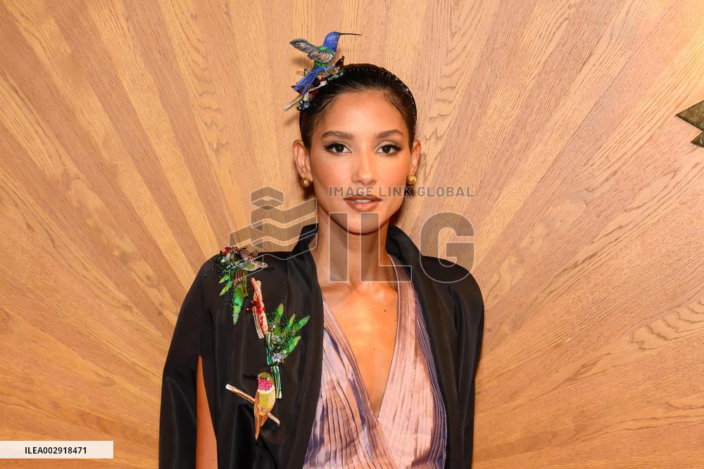 PFW - Alexis Mabille Front Row