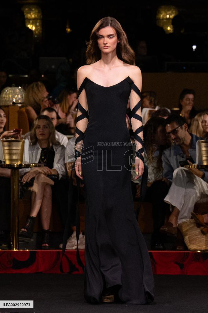 PFW - Alexis Mabille Runway