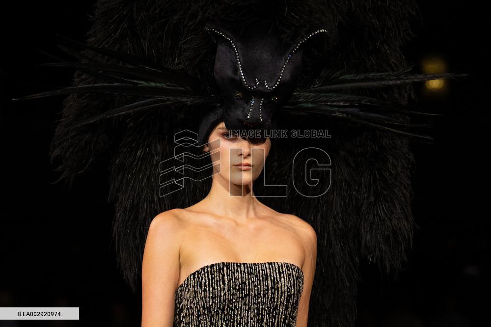 PFW - Alexis Mabille Runway