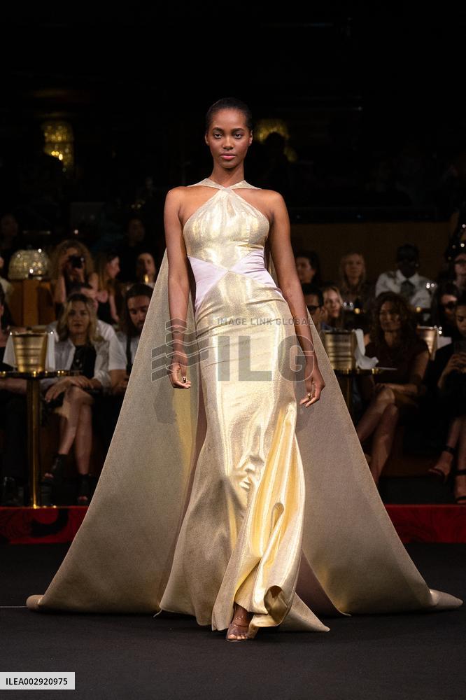 PFW - Alexis Mabille Runway