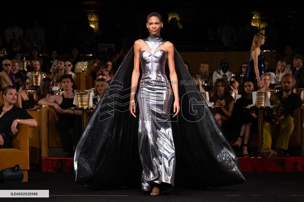 PFW - Alexis Mabille Runway