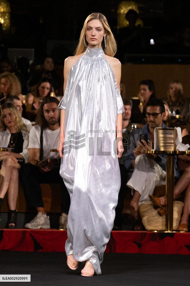 PFW - Alexis Mabille Runway