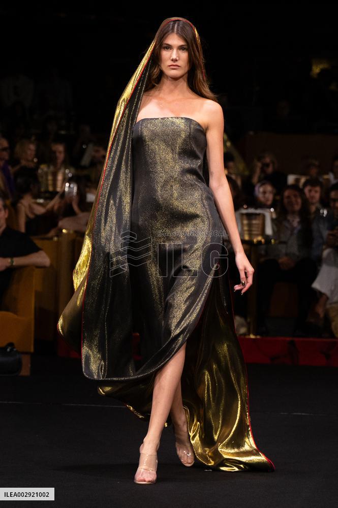 PFW - Alexis Mabille Runway
