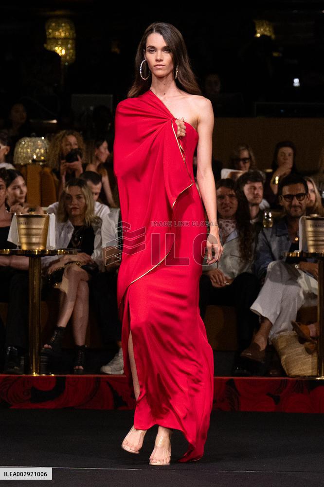 PFW - Alexis Mabille Runway