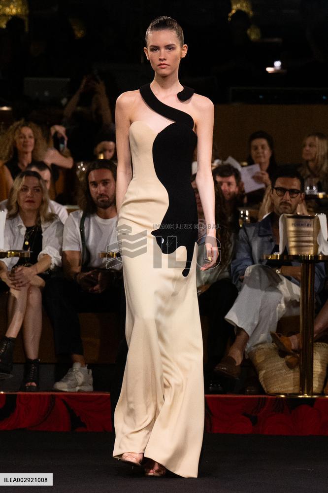 PFW - Alexis Mabille Runway