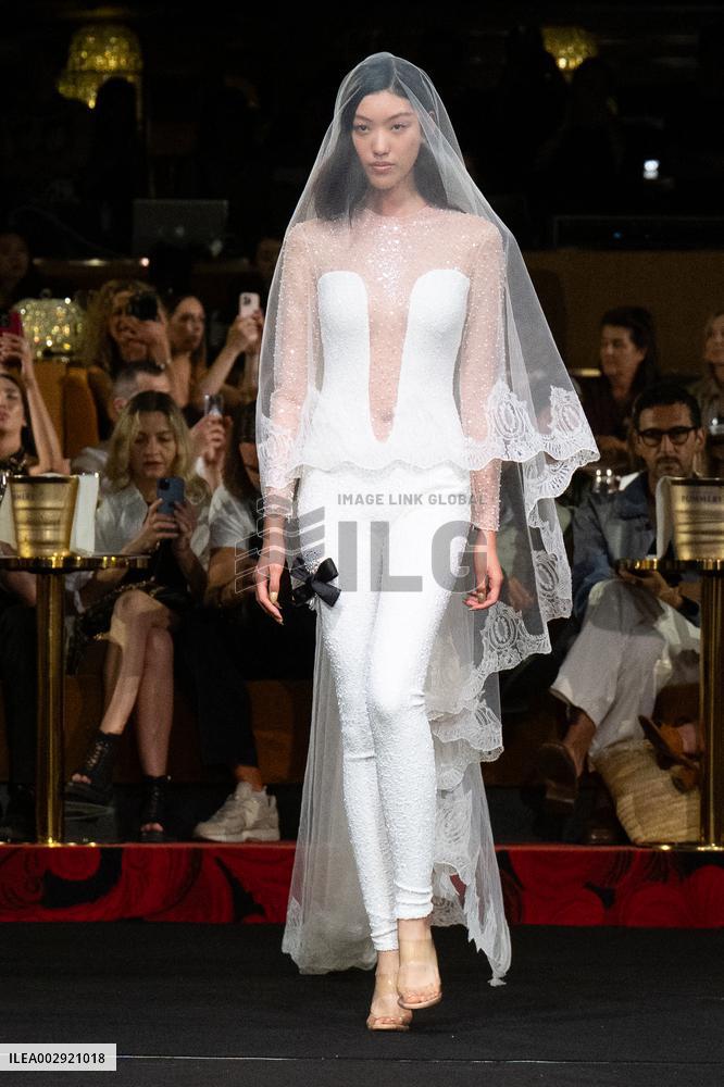 PFW - Alexis Mabille Runway