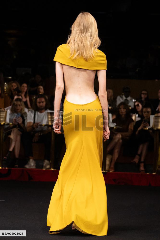 PFW - Alexis Mabille Runway