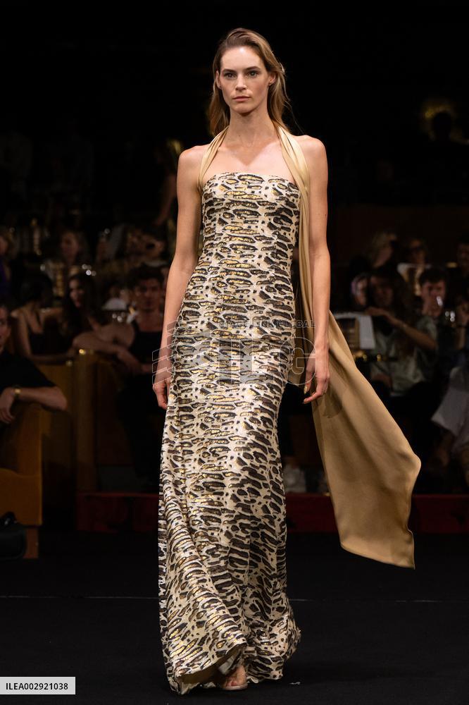 PFW - Alexis Mabille Runway