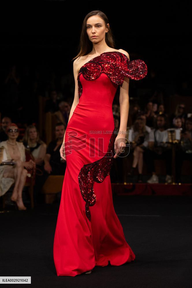 PFW - Alexis Mabille Runway