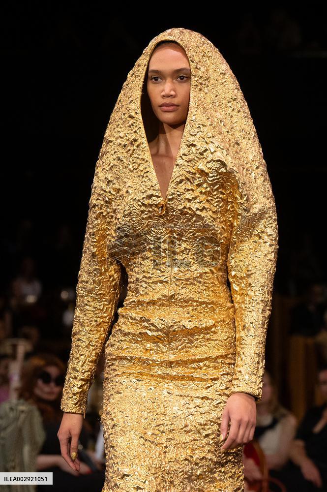 PFW - Alexis Mabille Runway