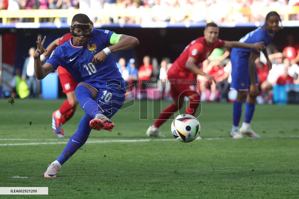 Euro 2024 - France v Poland