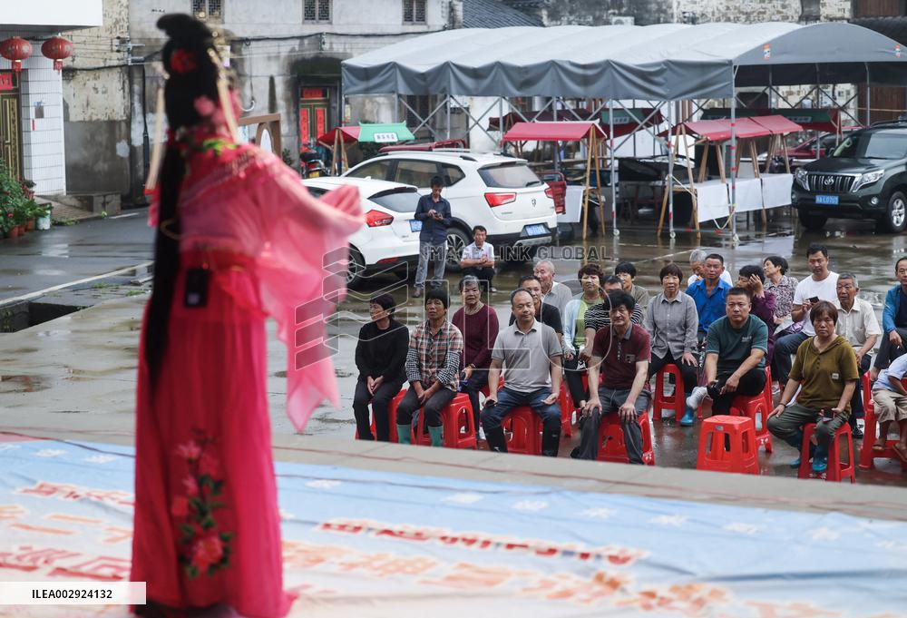 (ZhejiangPictorial) CHINA-ZHEJIANG-JINHUA-WU OPERA-PROMOTION (CN)