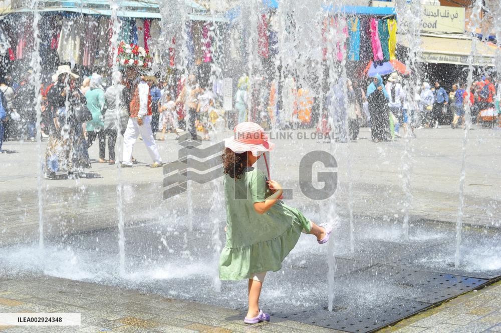 TUNISIA-TUNIS-HIGH TEMPERATURE