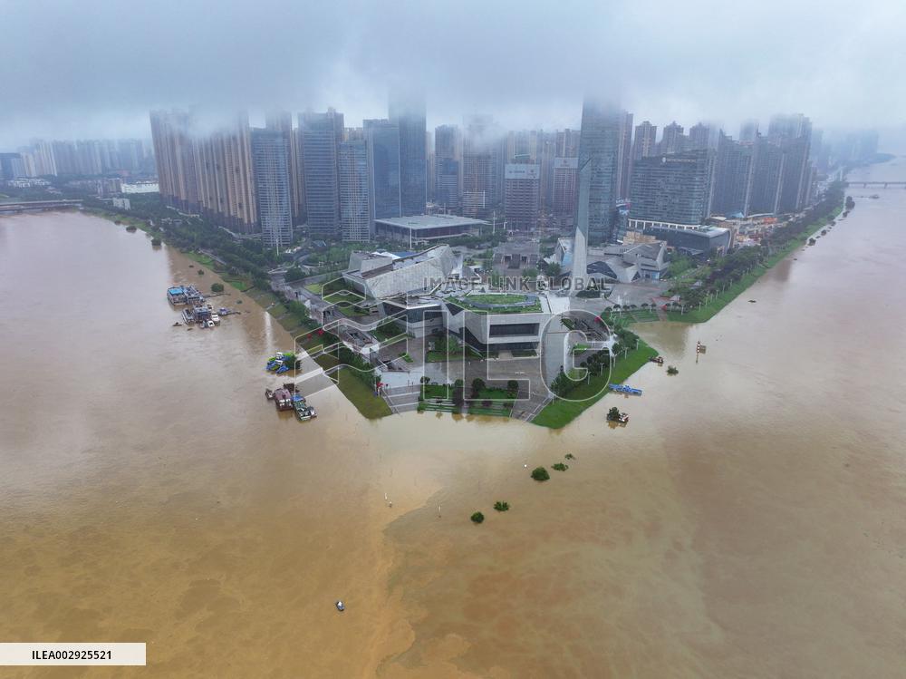 XINHUA PHOTOS OF THE DAY