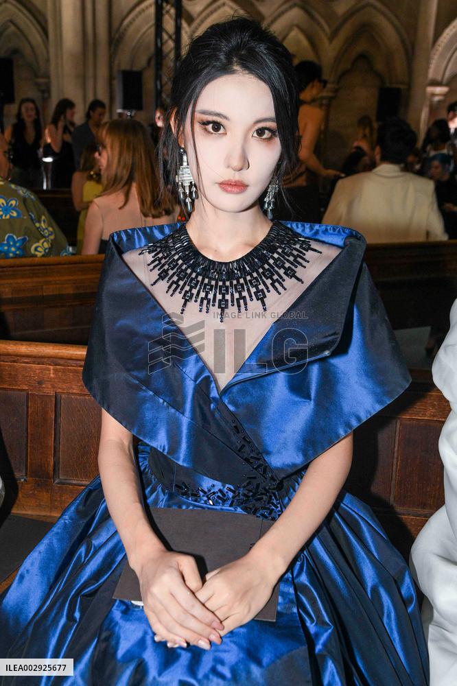 PFW - Georges Chakra Front Row