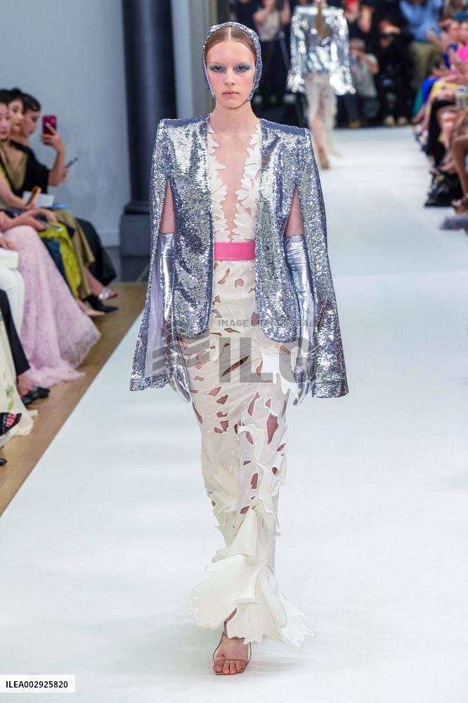 PFW - Yanina Couture Runway