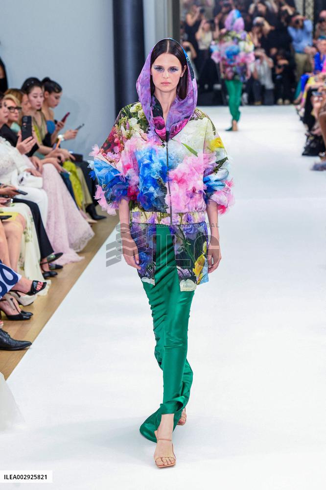 PFW - Yanina Couture Runway