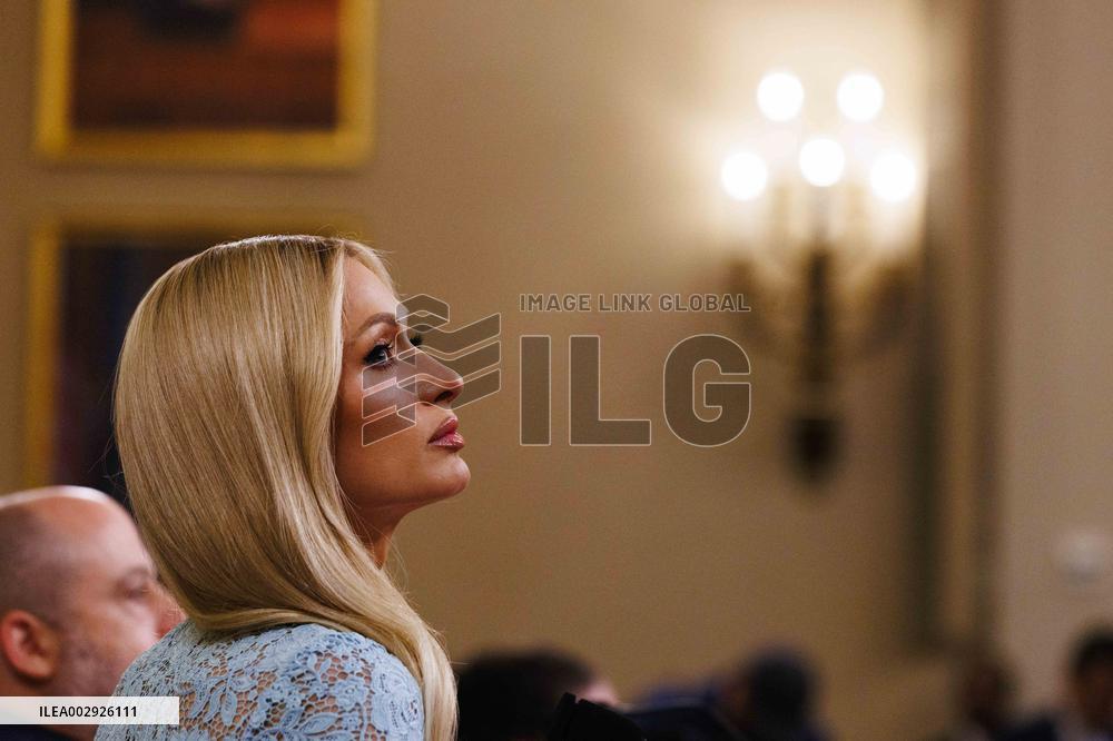 Paris Hilton Testifies About Childhood Abuse - Washington