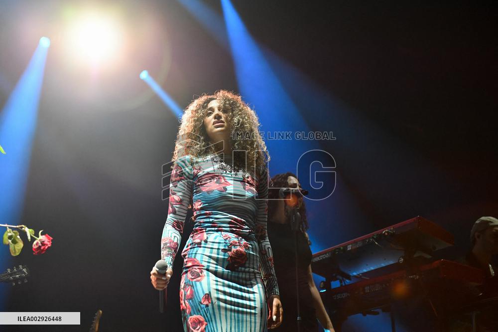 Nile Rodgers & CHIC At The Zenith - Paris