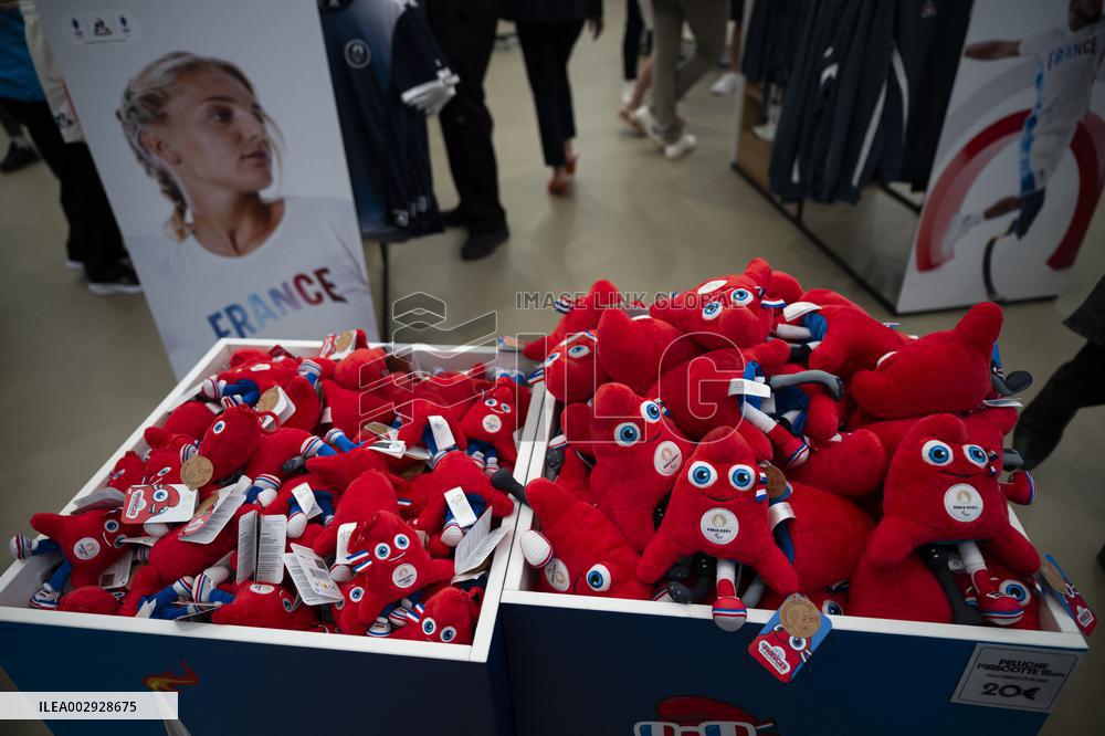 Paris 2024 Olympic Games Official Store Opens - Paris