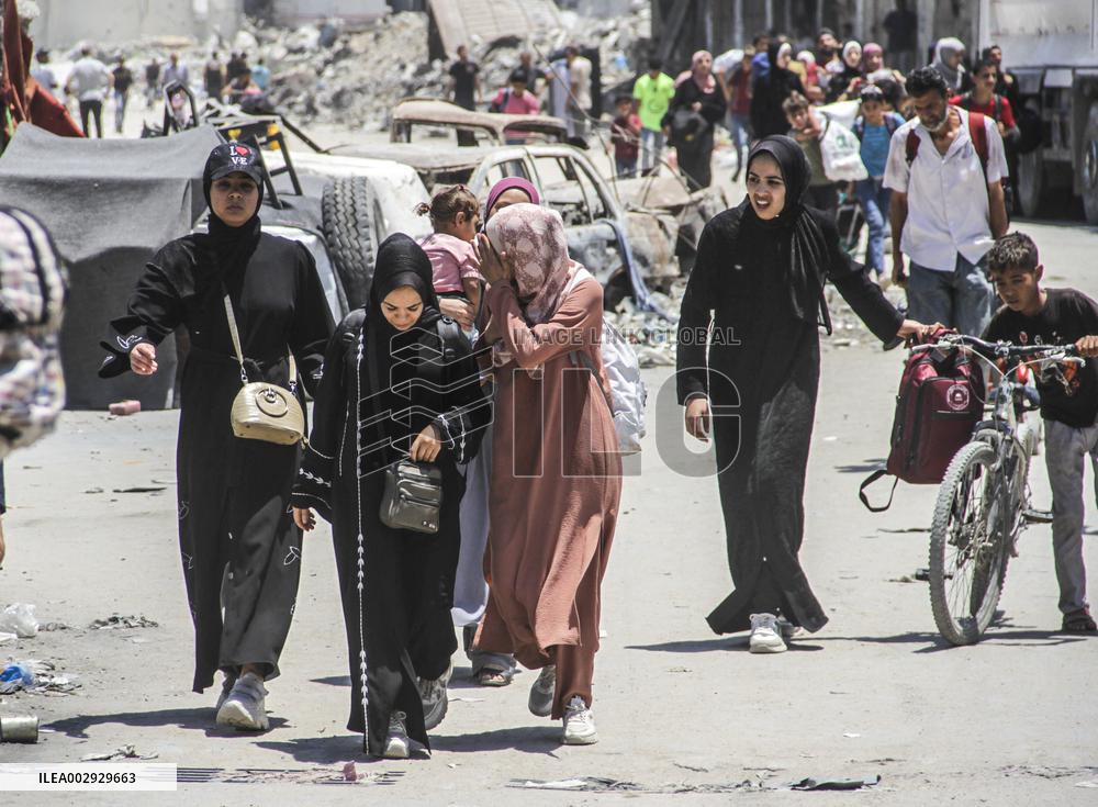 MIDEAST-GAZA-GAZA CITY-EVACUATION