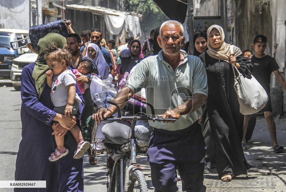 MIDEAST-GAZA-GAZA CITY-EVACUATION