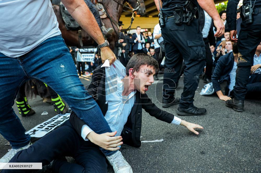 Ultra-Orthodox Jews Protest Army Conscription - Israel